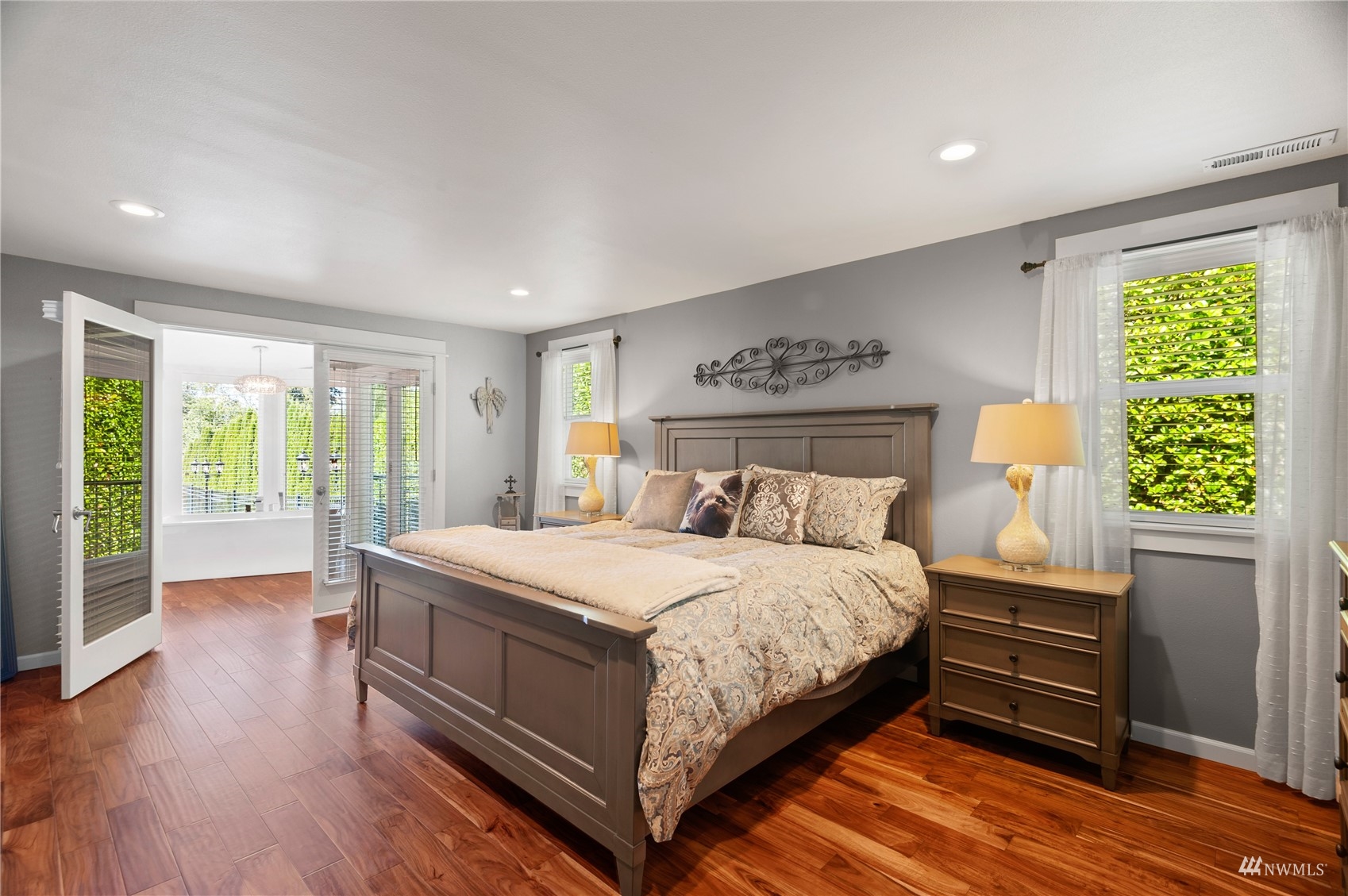 3111 Columbia Heights Road Longview, WA 98632 - Photo 3 of 40