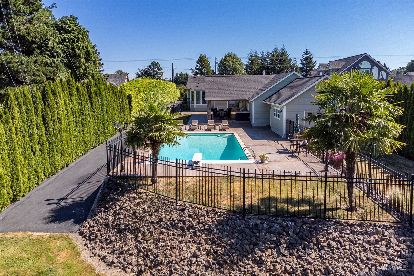 3111 Columbia Heights Road Longview, WA 98632 - Photo 33 of 40