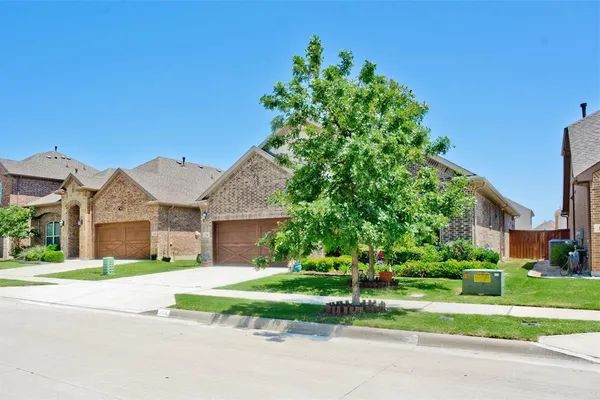 $390,000 | 124 Gill Point Lane, Aledo, TX 76008