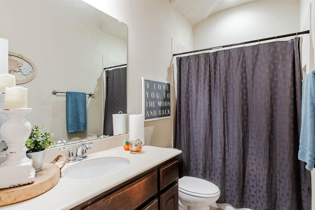 124 Gill Point Lane Aledo, TX 76008 - Photo 31 of 40