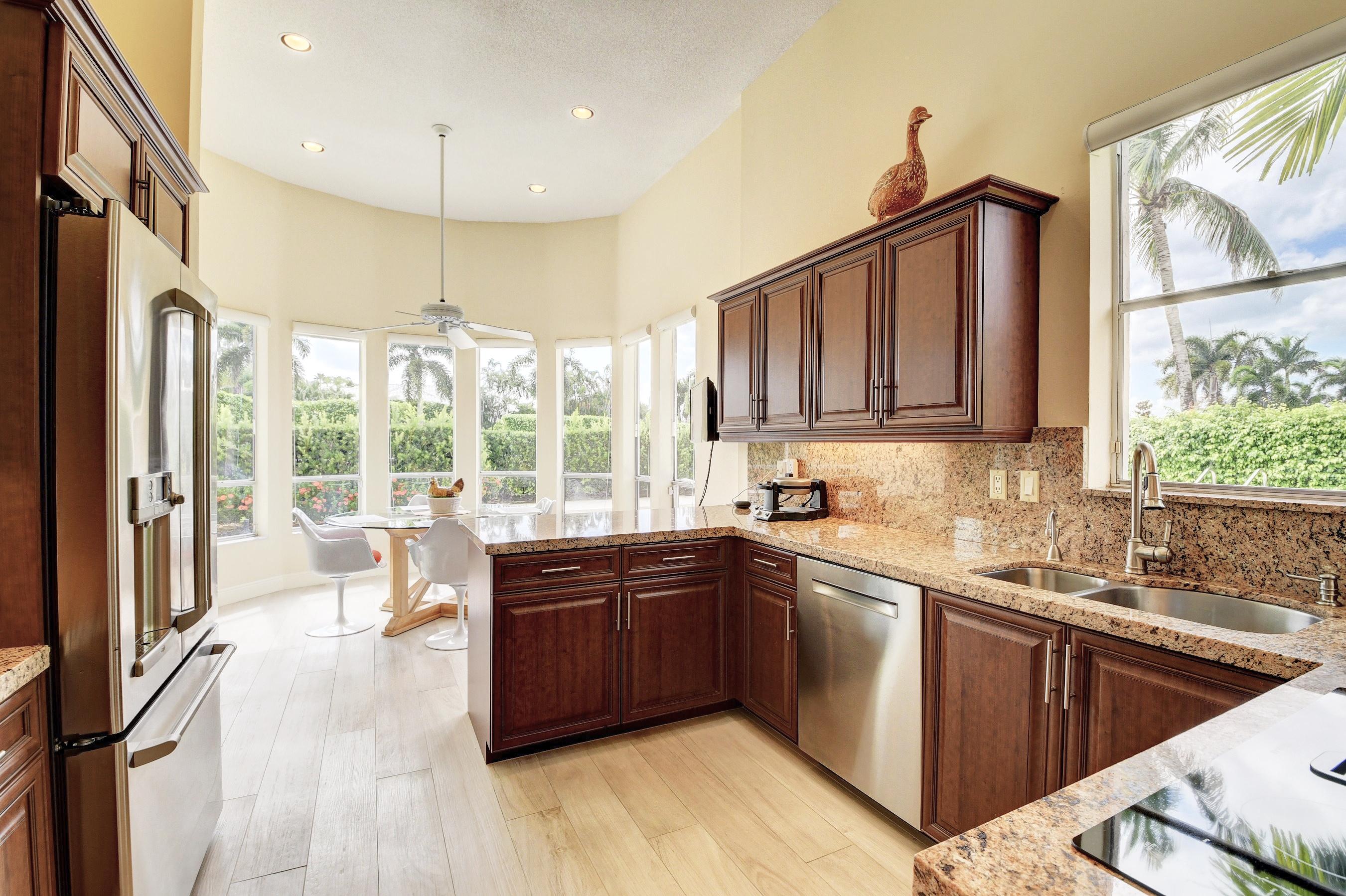 17281 Huntington Park Way Boca Raton, FL 33496 - Photo 8 of 34 Kitchen