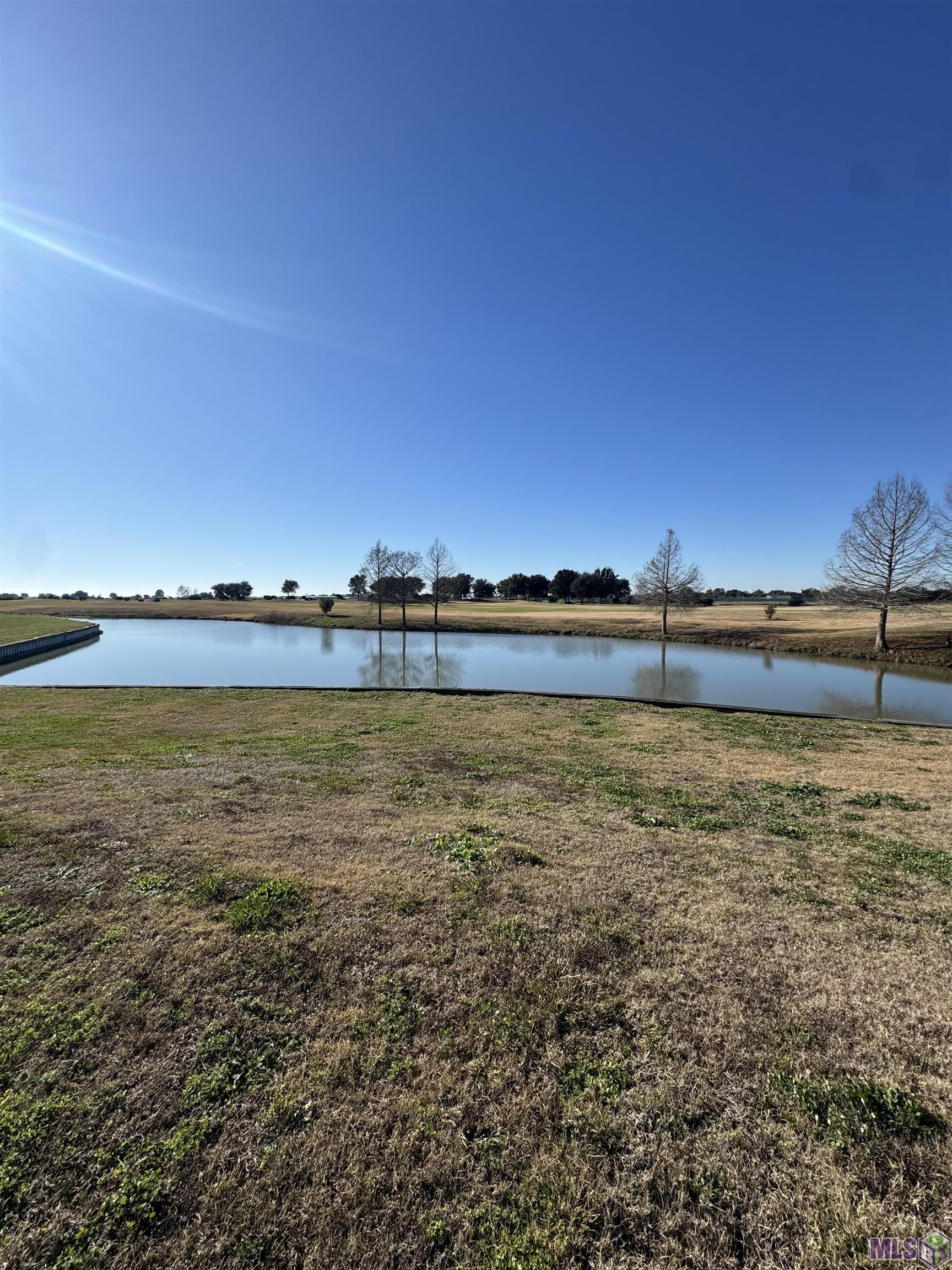 162 Latour Boulevard Mathews, LA 70375 - Photo 4 of 5