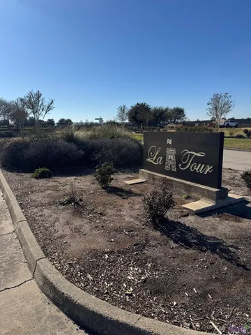 $115,000 | 162 Latour Boulevard, Mathews, LA 70375