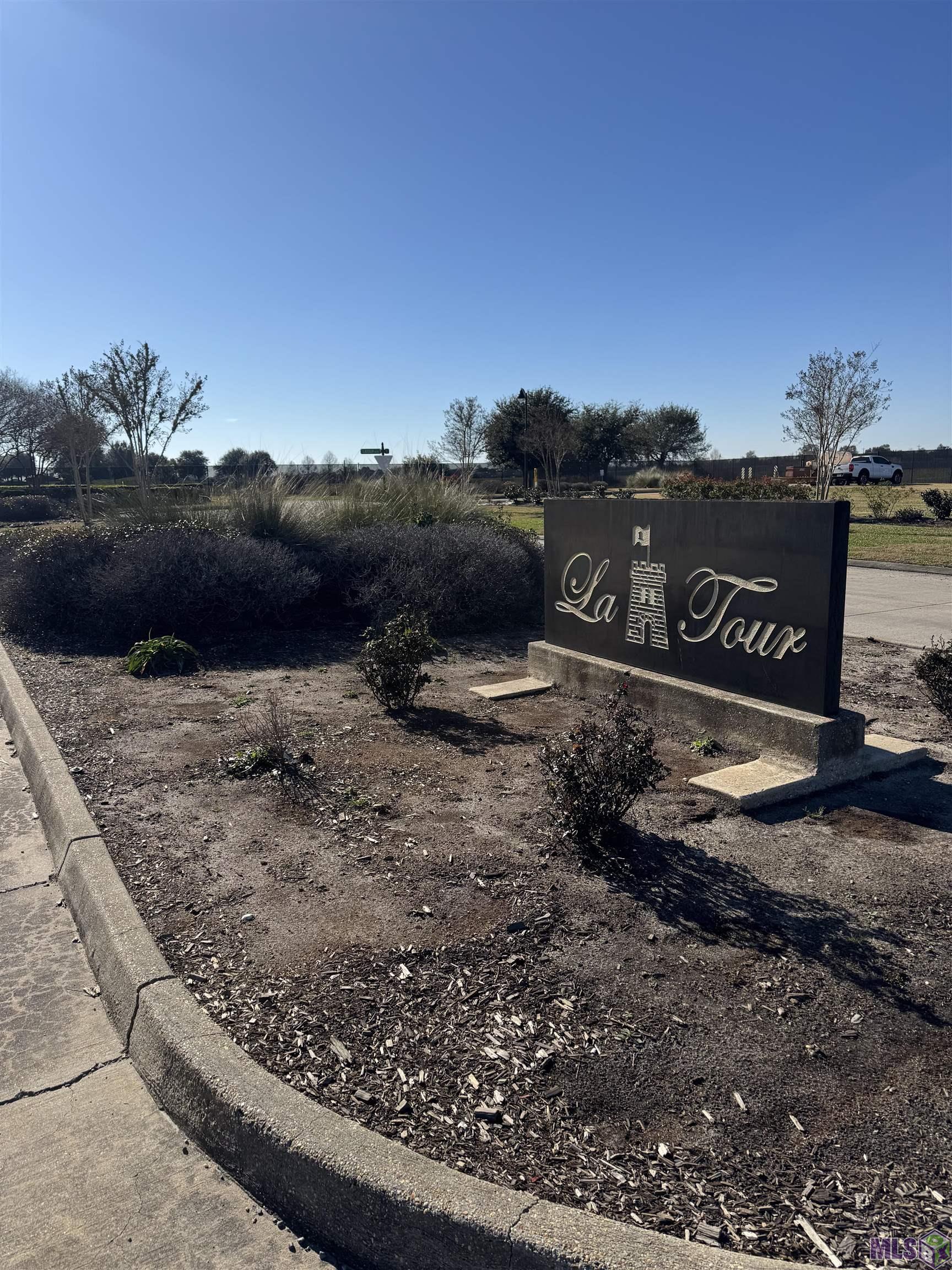 162 Latour Boulevard Mathews, LA 70375 - Photo 5 of 5