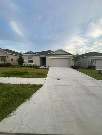 $2,200 | 5456 Le Marin Way, Kissimmee, FL 34758