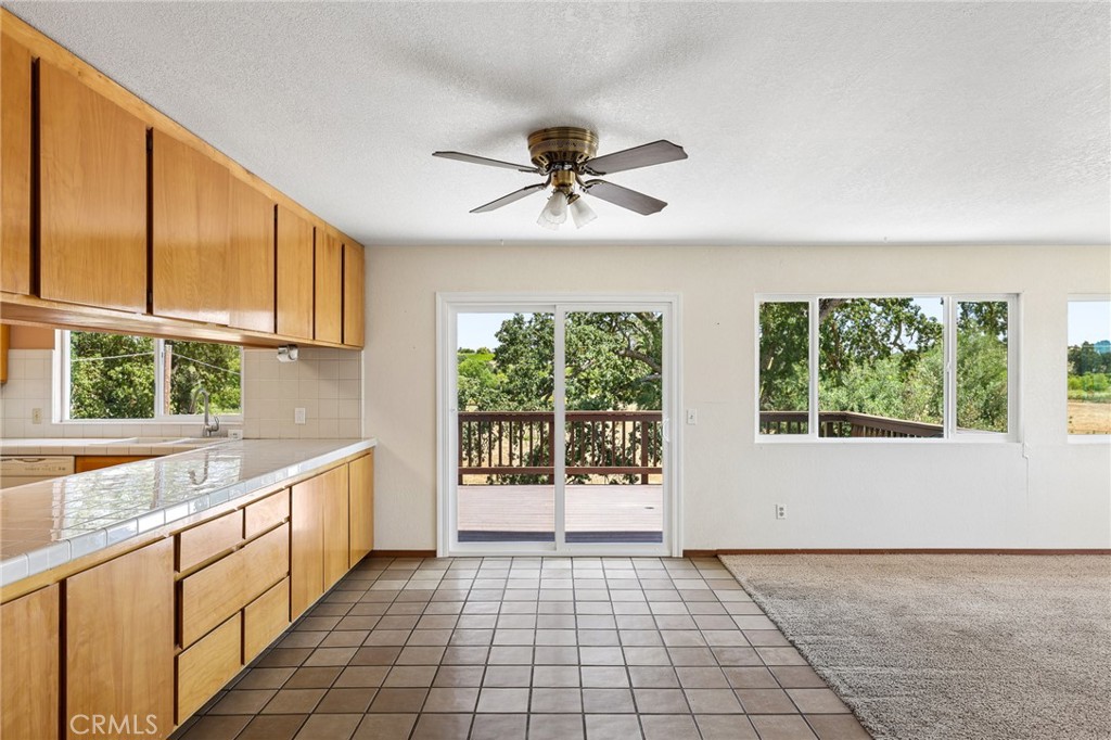 335 Phillips Templeton, CA 93465 - Photo 12 of 35 Slider to Back Deck