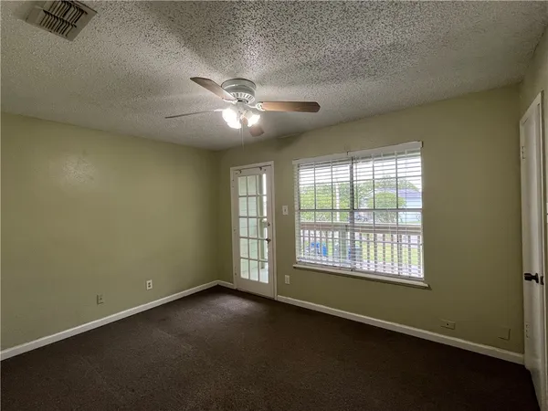 $1,250 | 7225 Owen Court, Unit A, Corpus Christi, TX 78413