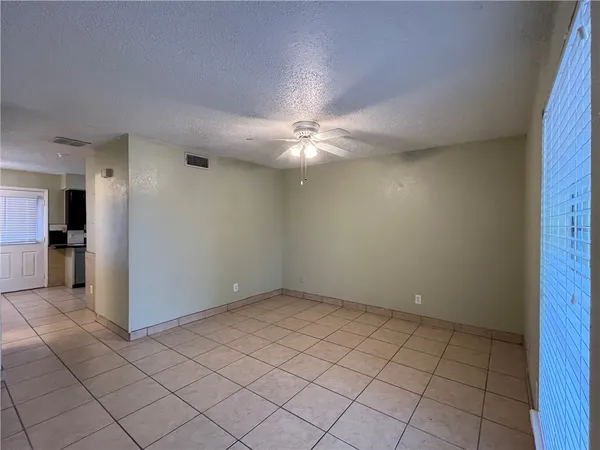 $1,250 | 7225 Owen Court, Unit A, Corpus Christi, TX 78413