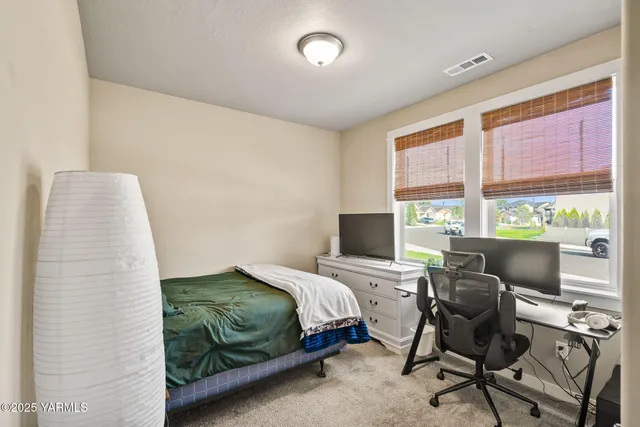 $575,000 | 6305 Cottonwood Loop, Yakima, WA 98903
