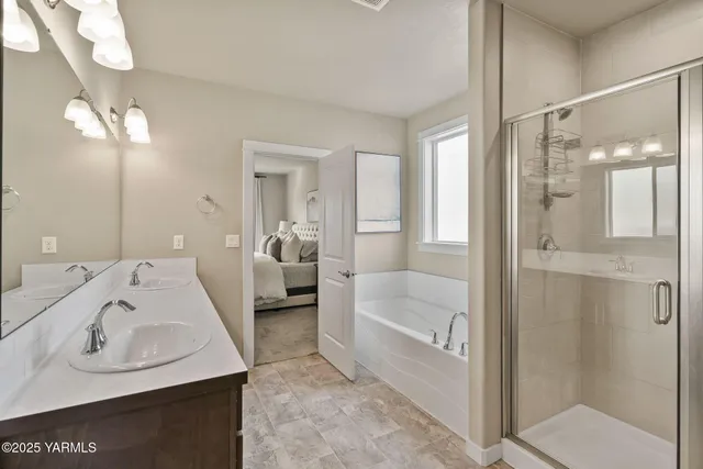 $575,000 | 6305 Cottonwood Loop, Yakima, WA 98903