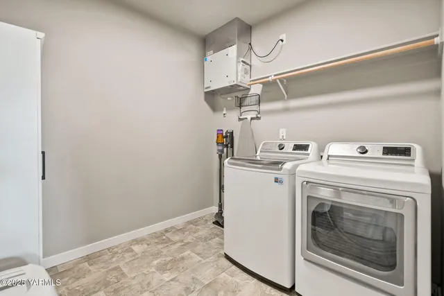 $575,000 | 6305 Cottonwood Loop, Yakima, WA 98903