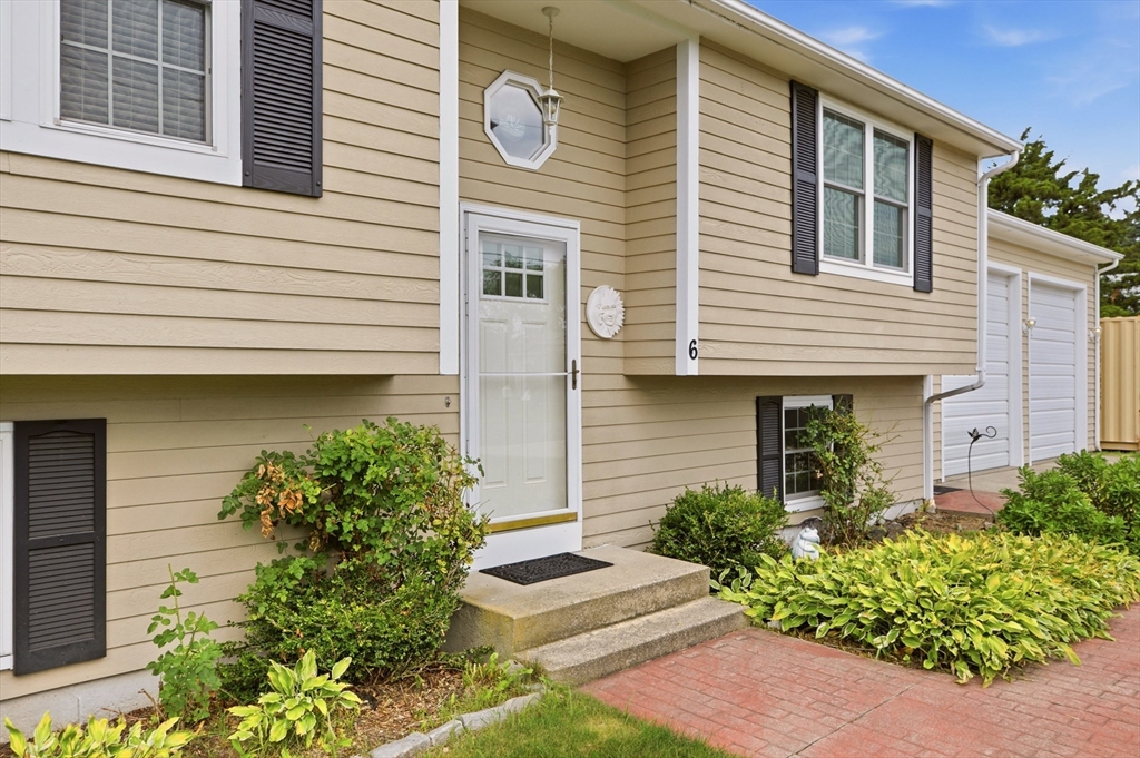 6 Musket Road Seekonk, MA 02771 - Photo 3 of 39 Gallery Image 3
