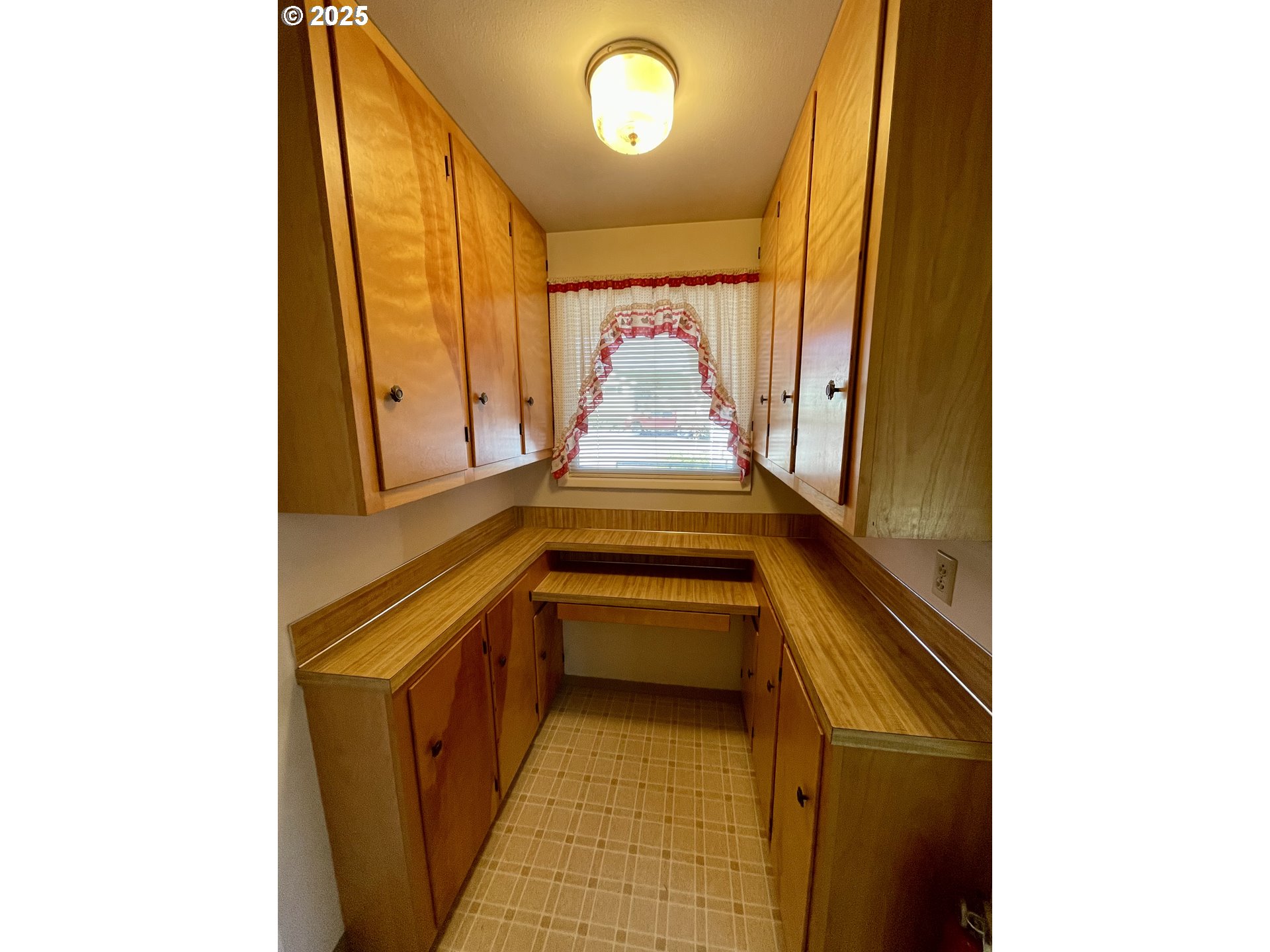 850 View Street Reedsport, OR 97467 - Photo 14 of 30 Gallery Image 14