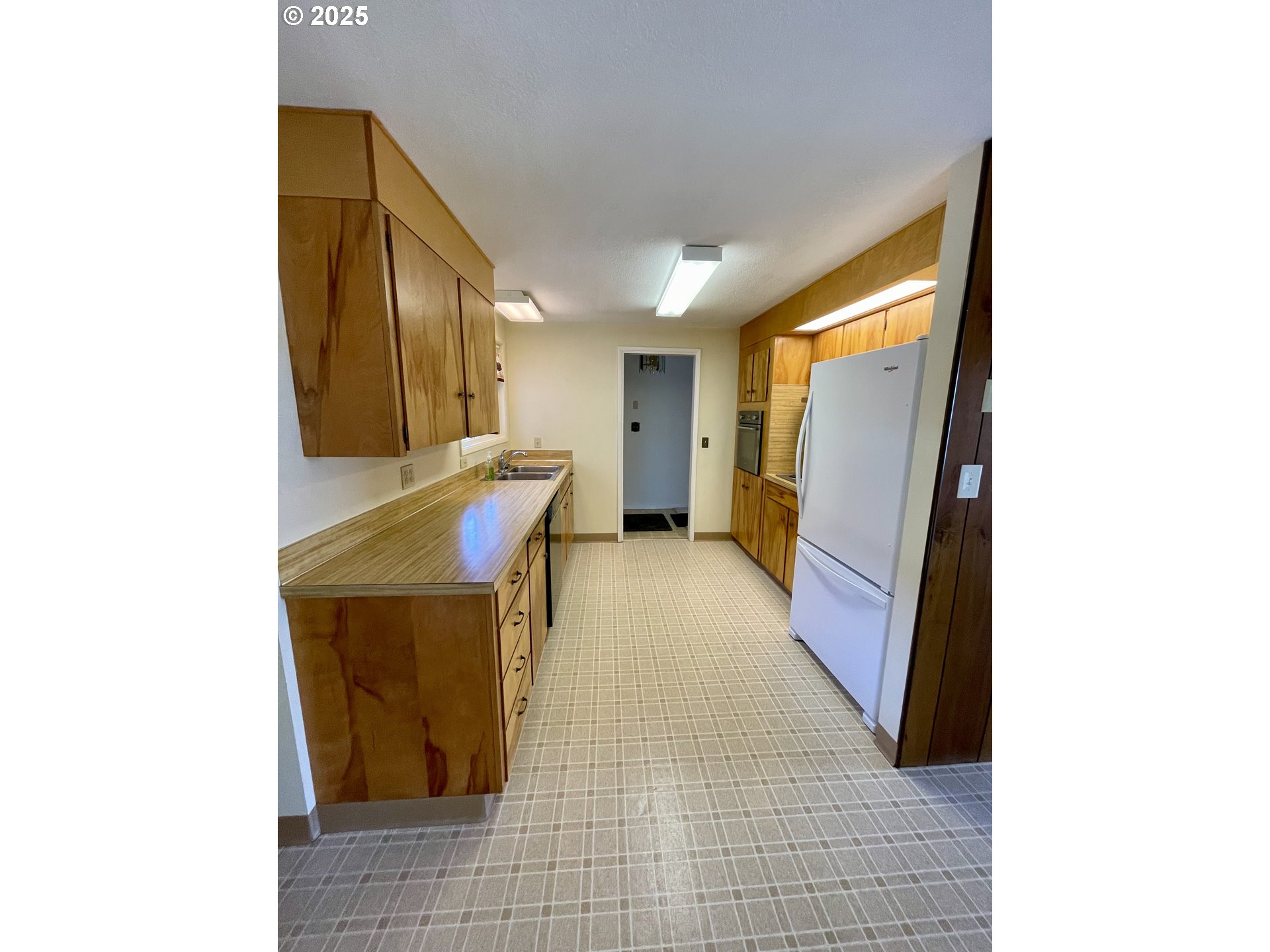 850 View Street Reedsport, OR 97467 - Photo 10 of 30 Gallery Image 10