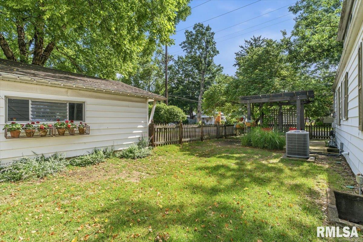 1501 West Cook Street Springfield, IL 62704 - Photo 35 of 38