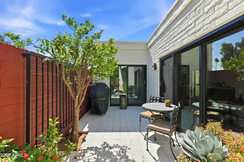 $2,200,000 | 7334 East Krall Street, Scottsdale, AZ 85250