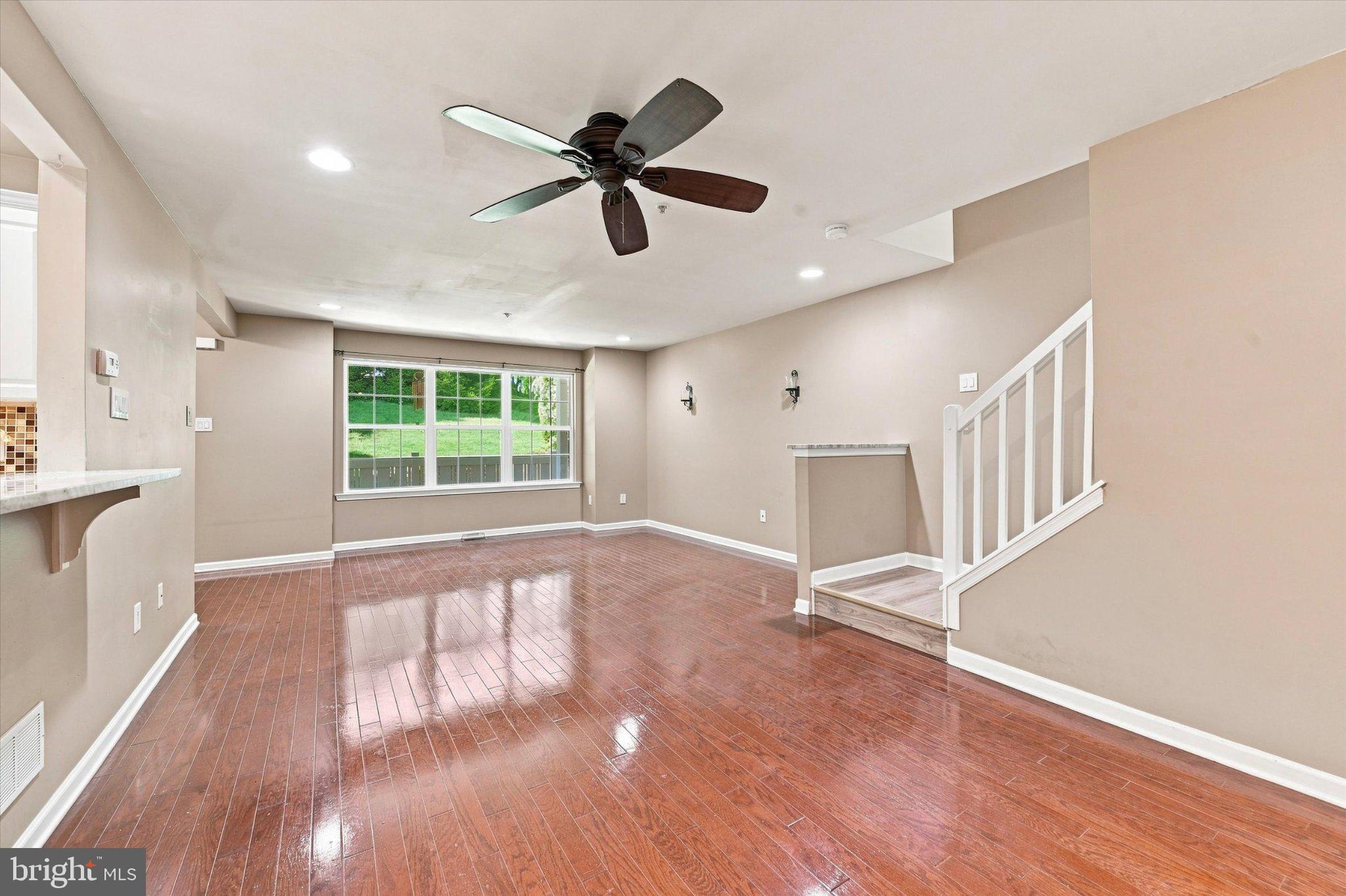 278 Flagstone Road, Unit 3 Chester Springs, PA 19425 - Photo 5 of 22 Bright and spacious living room