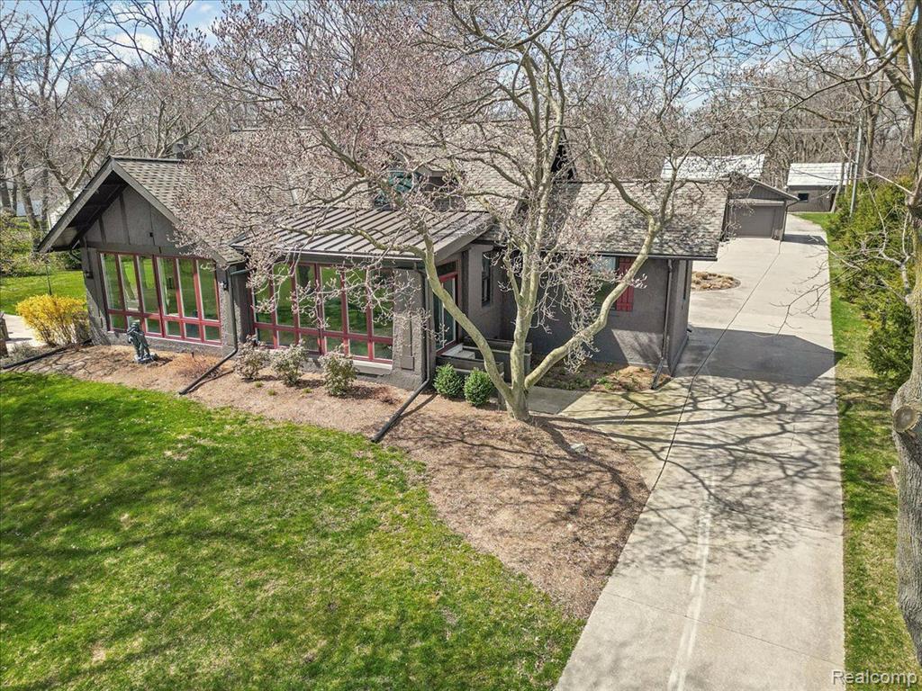 22664 East River Road Grosse Ile, MI 48138 - Photo 1 of 59