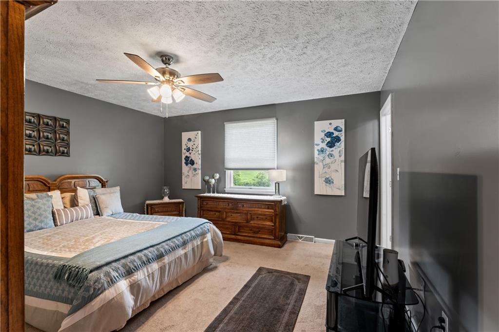 763 Chapel Road Aliquippa, PA 15001 - Photo 15 of 26 Large master suite with two great sized closets.