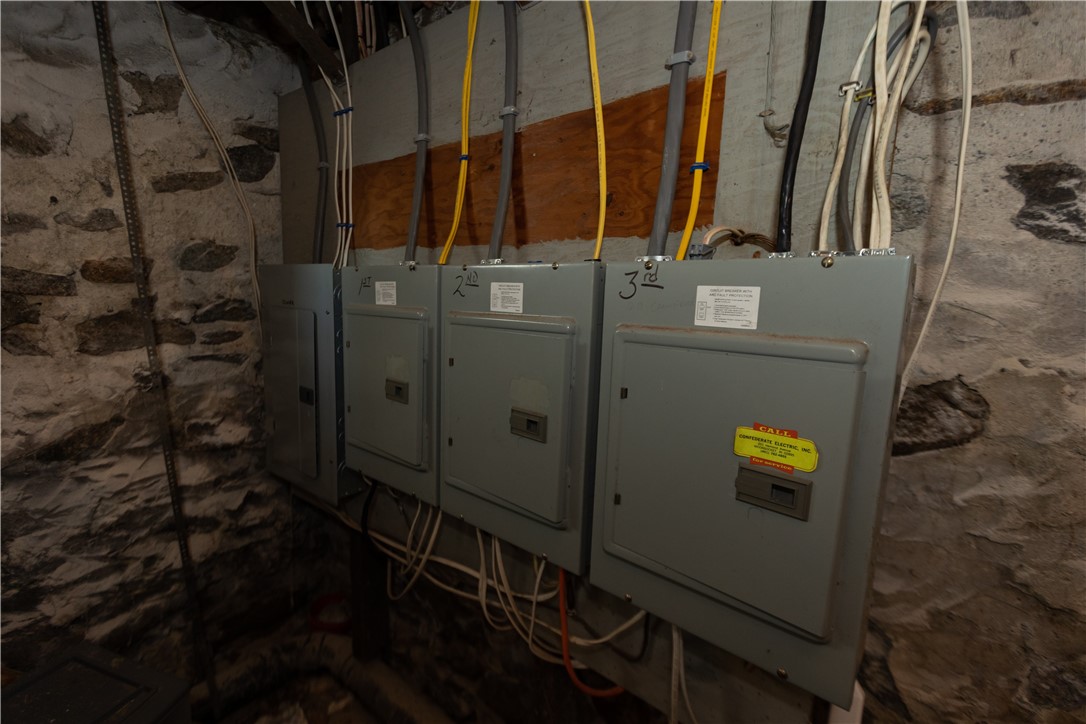 219 Crawford Street Woonsocket, RI 02895 - Photo 16 of 17