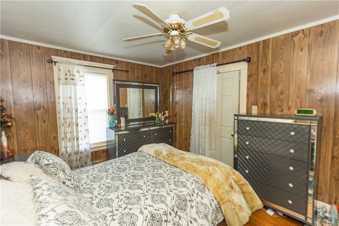 219 Crawford Street Woonsocket, RI 02895 - Photo 10 of 17