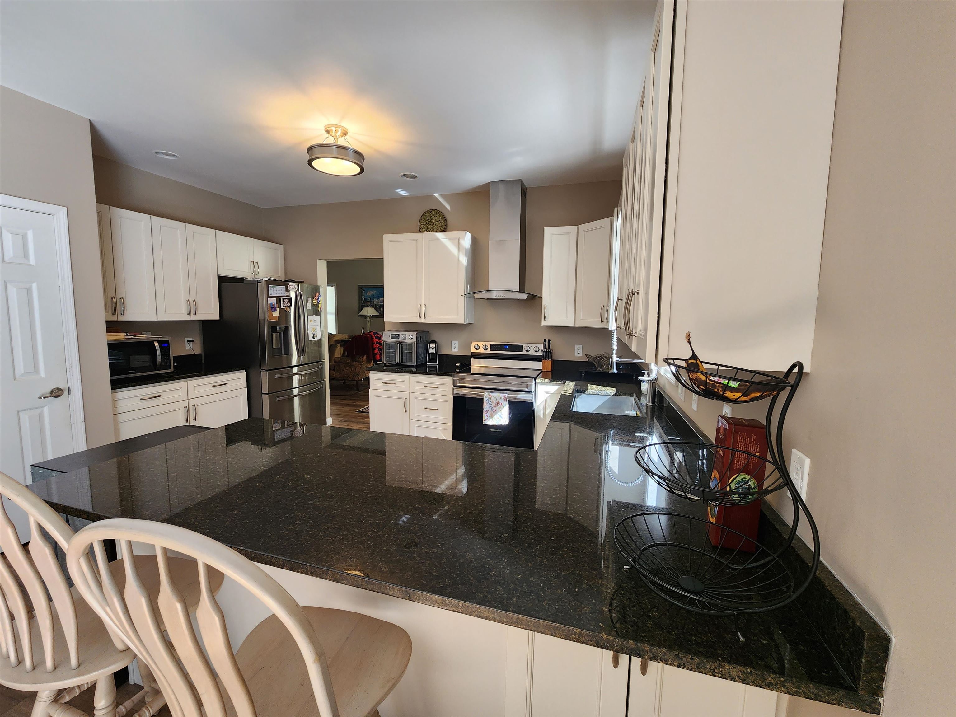 140 Alden Partridge Road Quechee, VT 05059 - Photo 5 of 28 Gallery Image 5