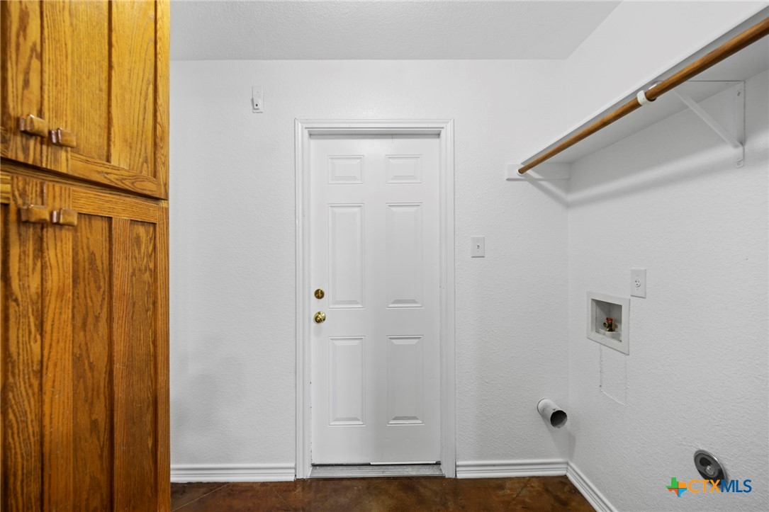 601 7 Ranch Road Salado, TX 76571 - Photo 28 of 44 a view of a small space