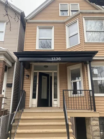 $1,950 | 1336 West Diversey Parkway, Unit G, Chicago, IL 60614