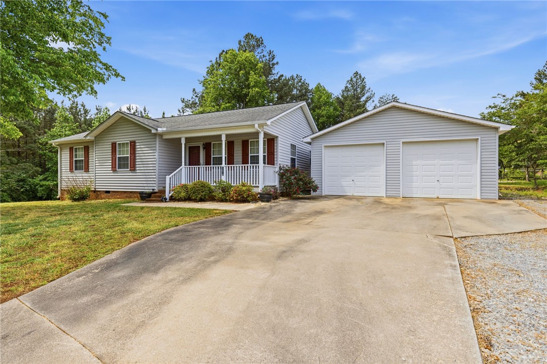 1570 Cedar Rock Church Road Easley, SC 29640 - Photo 1 of 27