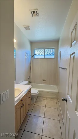 $1,950 | 7044 Bodega Point Court, Las Vegas, NV 89113