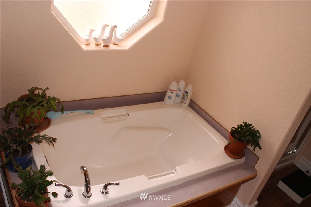 16937 Weaver Lane Southwest Rochester, WA 98579 - Photo 4 of 25