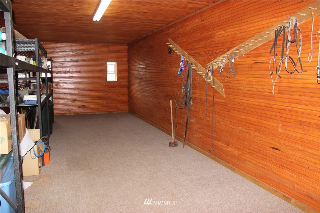 16937 Weaver Lane Southwest Rochester, WA 98579 - Photo 8 of 25