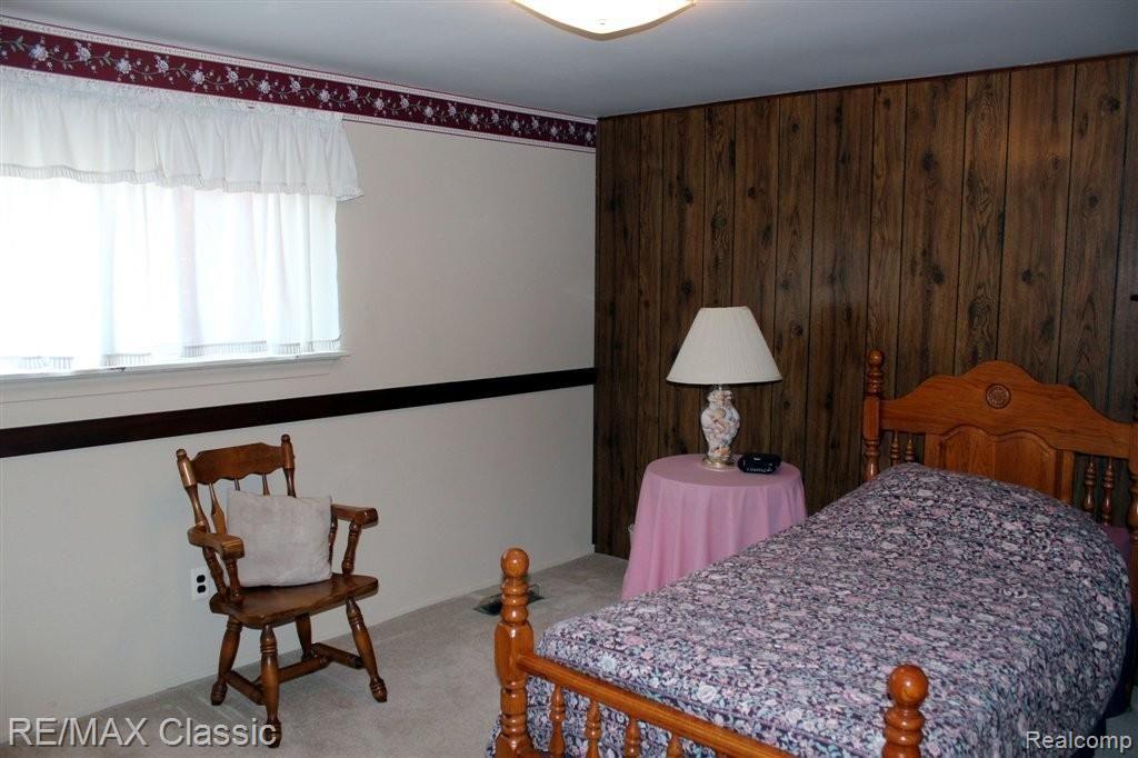43050 Arlington Road Canton, MI 48187 - Photo 15 of 22 Second Bedroom