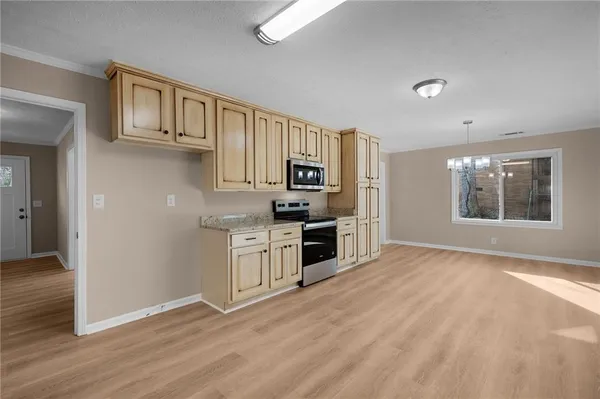 $369,900 | 300 Woodland Drive, Calhoun, GA 30701