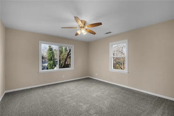 $369,900 | 300 Woodland Drive, Calhoun, GA 30701