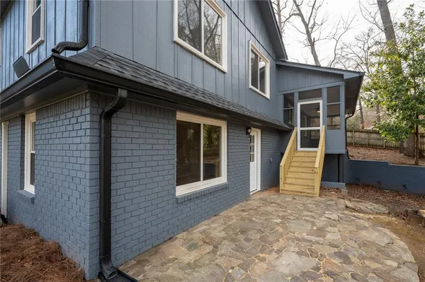 $369,900 | 300 Woodland Drive, Calhoun, GA 30701