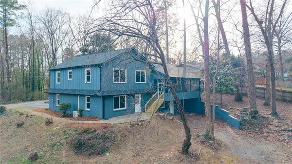 $369,900 | 300 Woodland Drive, Calhoun, GA 30701