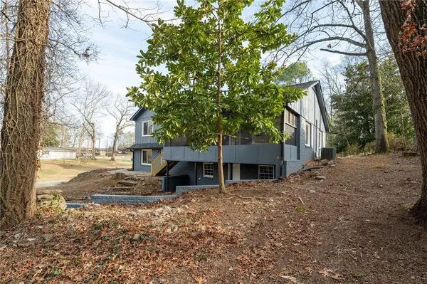 $369,900 | 300 Woodland Drive, Calhoun, GA 30701