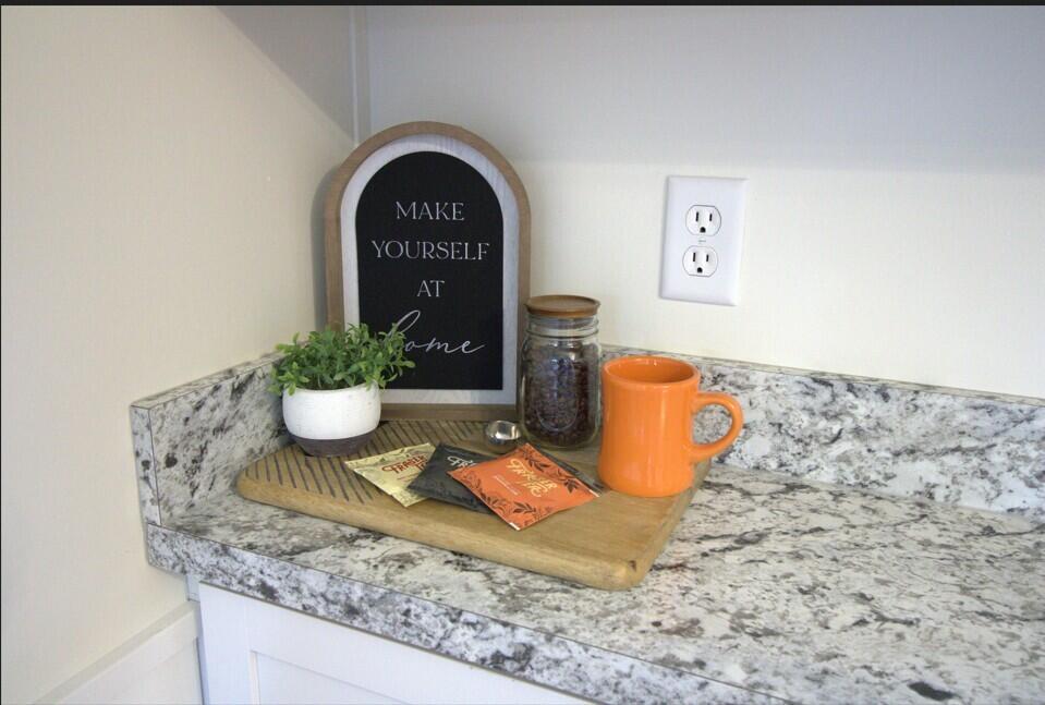 7405 East Howard City Edmore Road Vestaburg, MI 48891 - Photo 7 of 12 coffee1