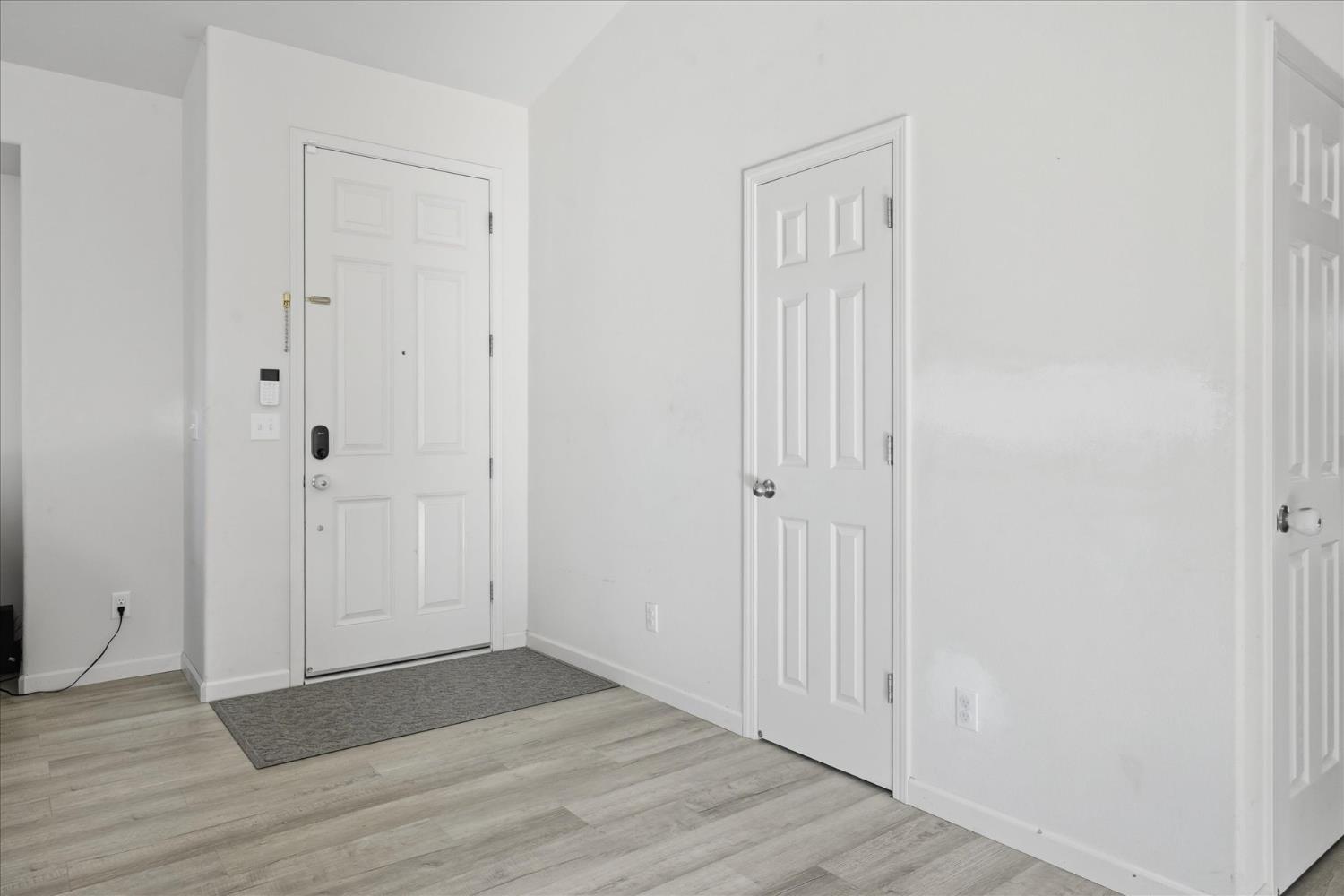 4001 Pacific Bars Road Mariposa, CA 95338 - Photo 6 of 43 Gallery Image 6