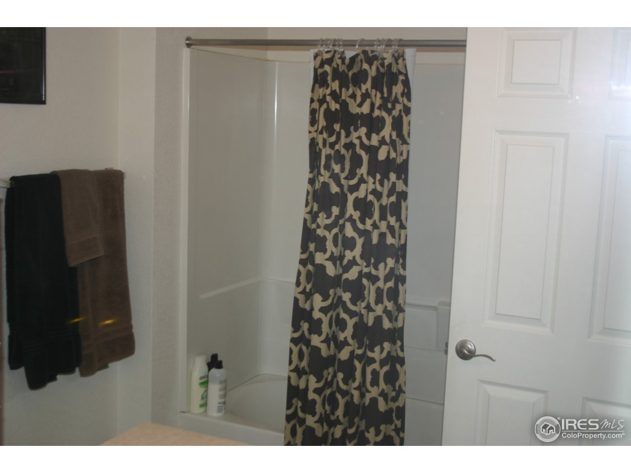 4501 Nelson Road, Unit 2203 Longmont, CO 80503 - Photo 12 of 23 Master Bathroom