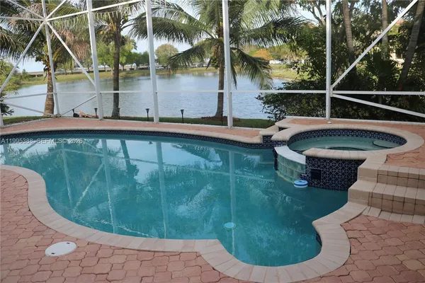 $4,800 | 62 Gables Boulevard, Weston, FL 33326