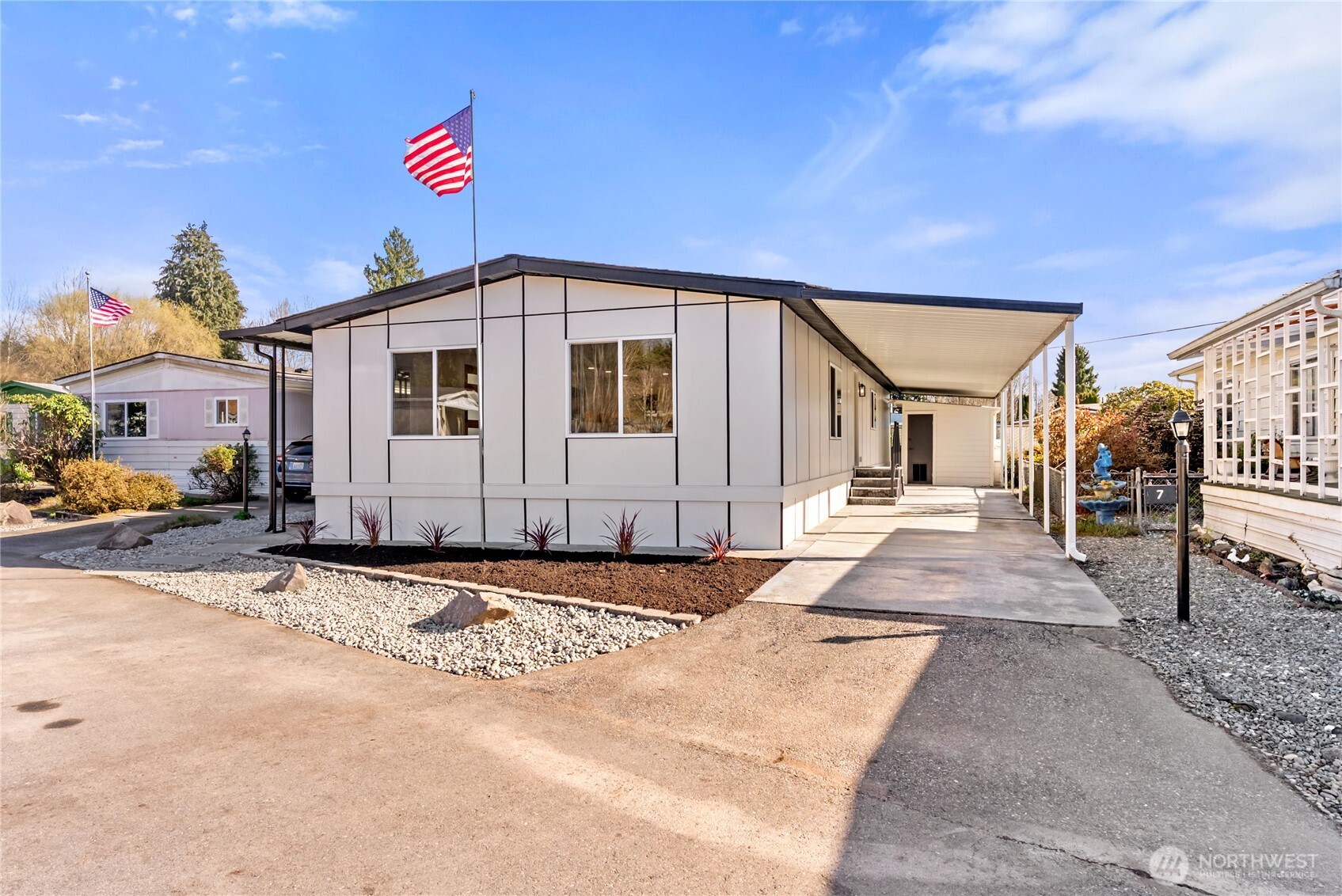 1510 Maple Lane, Unit 7 Kent, WA 98030 - Photo 3 of 40