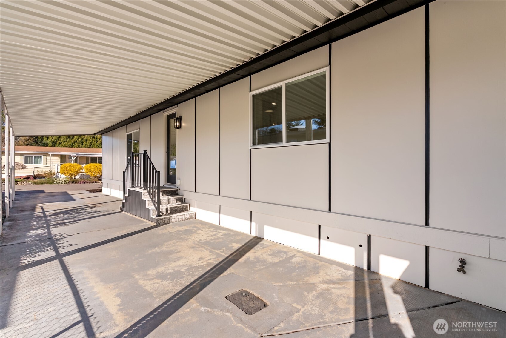 1510 Maple Lane, Unit 7 Kent, WA 98030 - Photo 37 of 40