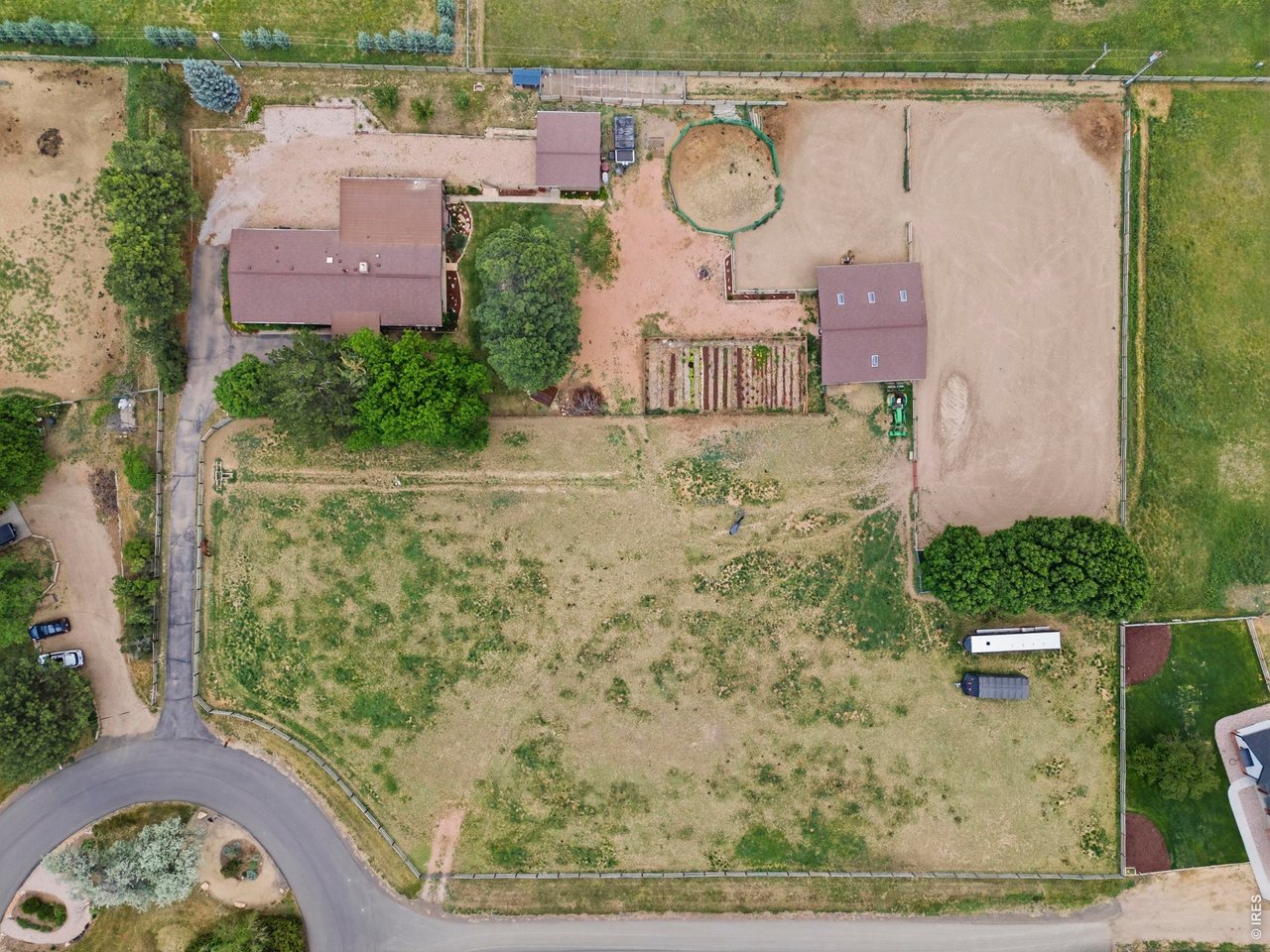 400 Ridgewood Court Fort Collins, CO 80524 - Photo 4 of 46
