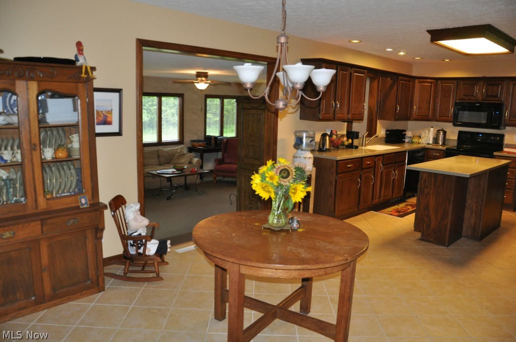 4185 Granger Road Akron, OH 44333 - Photo 13 of 25