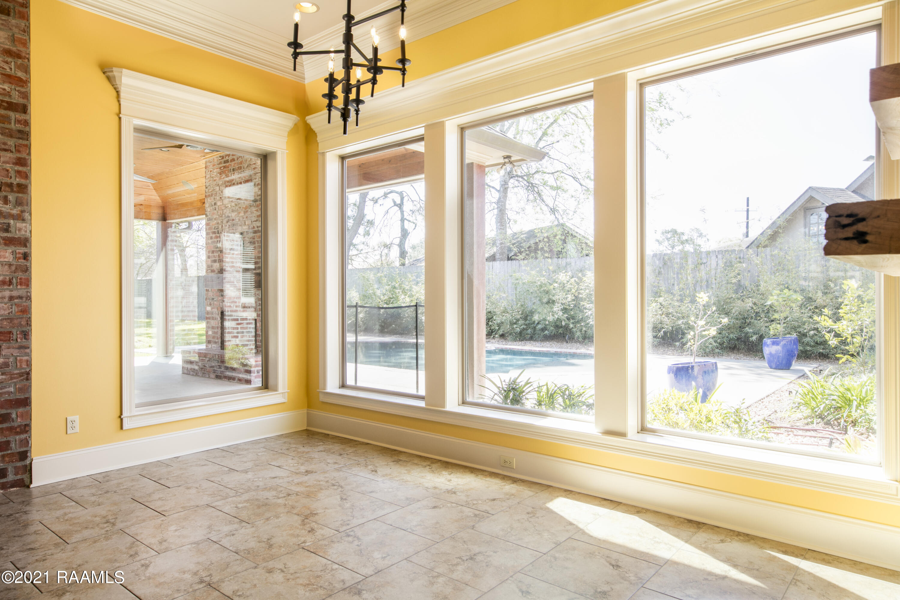 124 Huttingtower Lane Lafayette, LA 70508 - Photo 15 of 40 12