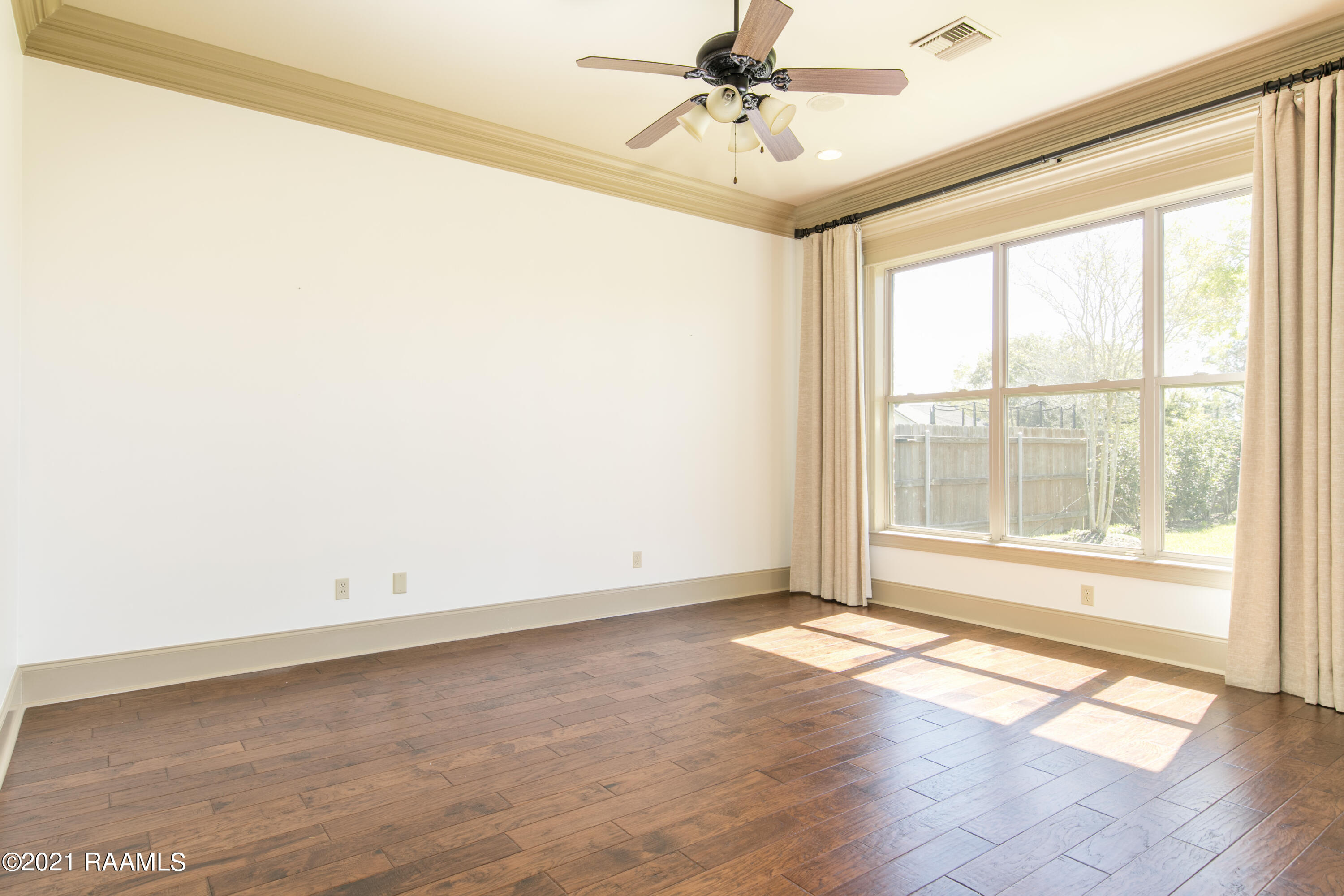 124 Huttingtower Lane Lafayette, LA 70508 - Photo 26 of 40 20