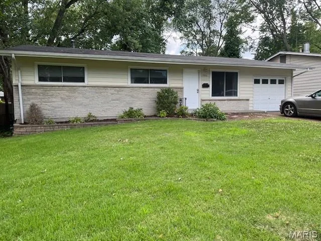 $199,995 | 1980 Parker Road, Florissant, MO 63033