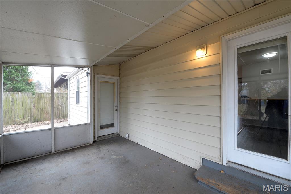 1980 Parker Road Florissant, MO 63033 - Photo 27 of 39